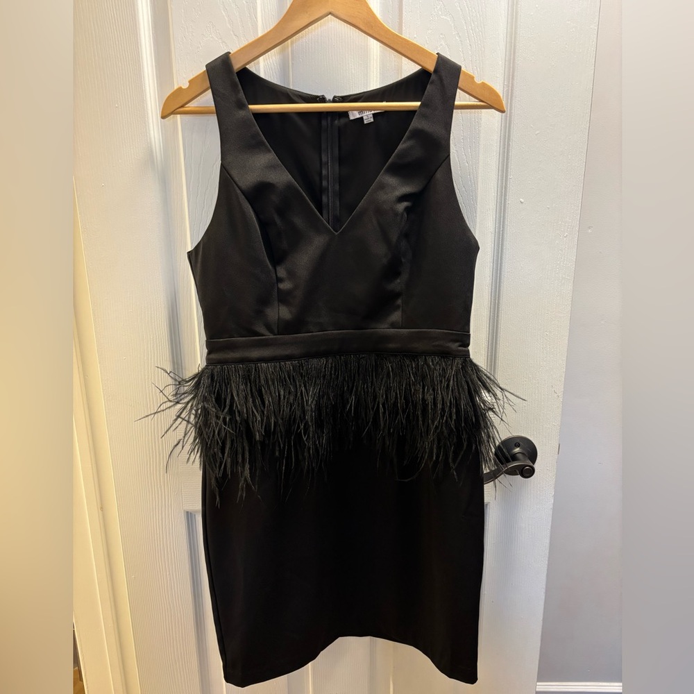 Minuet Elegant Black Midi Dress with Feather Trim